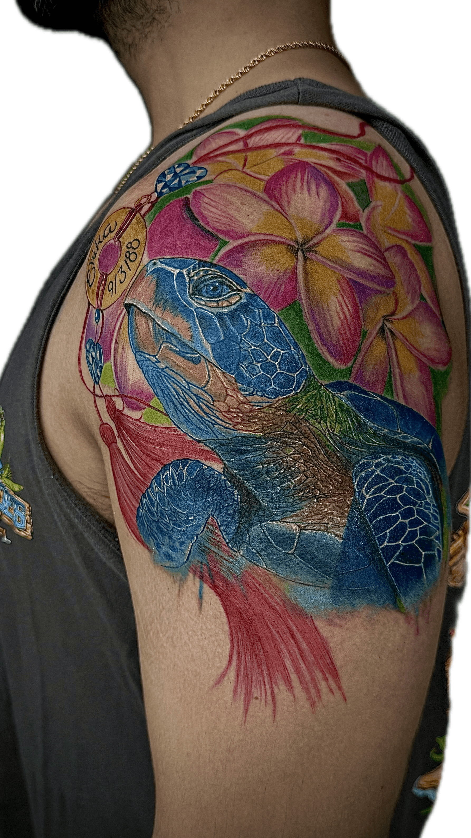 Hawaiian sea turtle with plumeria flowers — Full Color Realism shoulder tattoo by Spade, Waikīkī
